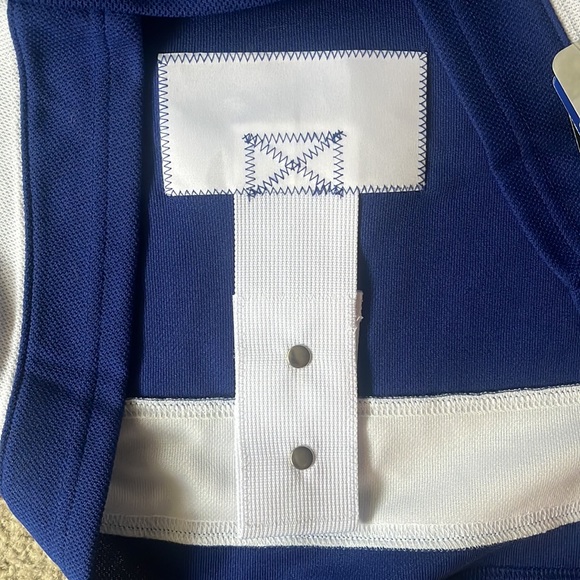 Morgan Reilly Toronto Maple Leafs Adidas Jersey - Picture 8 of 8